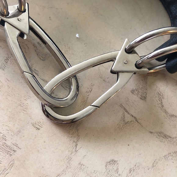 Pocket book strap with metal hardware size 23in lg - Picture 3 of 8